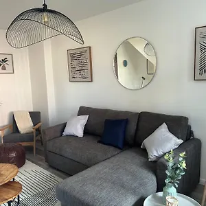 Charming Home, Walking Distance To Bay And Centre With Parking , Cardiff United Kingdom